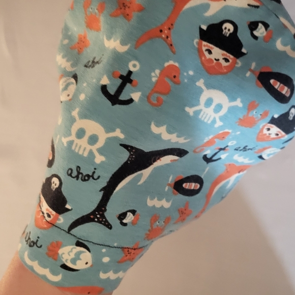 Cute Handmade baby hat WITH COOL PIRATE PATTERN FABRIC - Picture 7 of 8